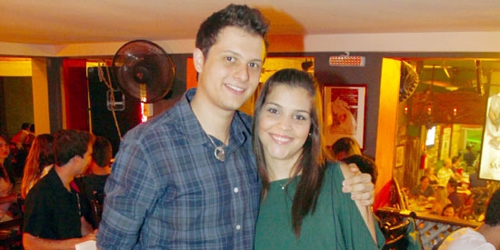 Thomaz Lemos e Beatriz Pacheco acontecem neste domingão por aqui 